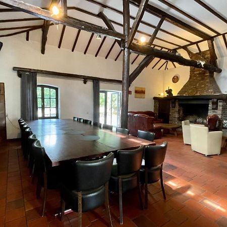 Magnificent Farmhouse In Sint Joost المظهر الخارجي الصورة