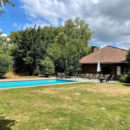 Magnificent Farmhouse In Sint Joost المظهر الخارجي الصورة