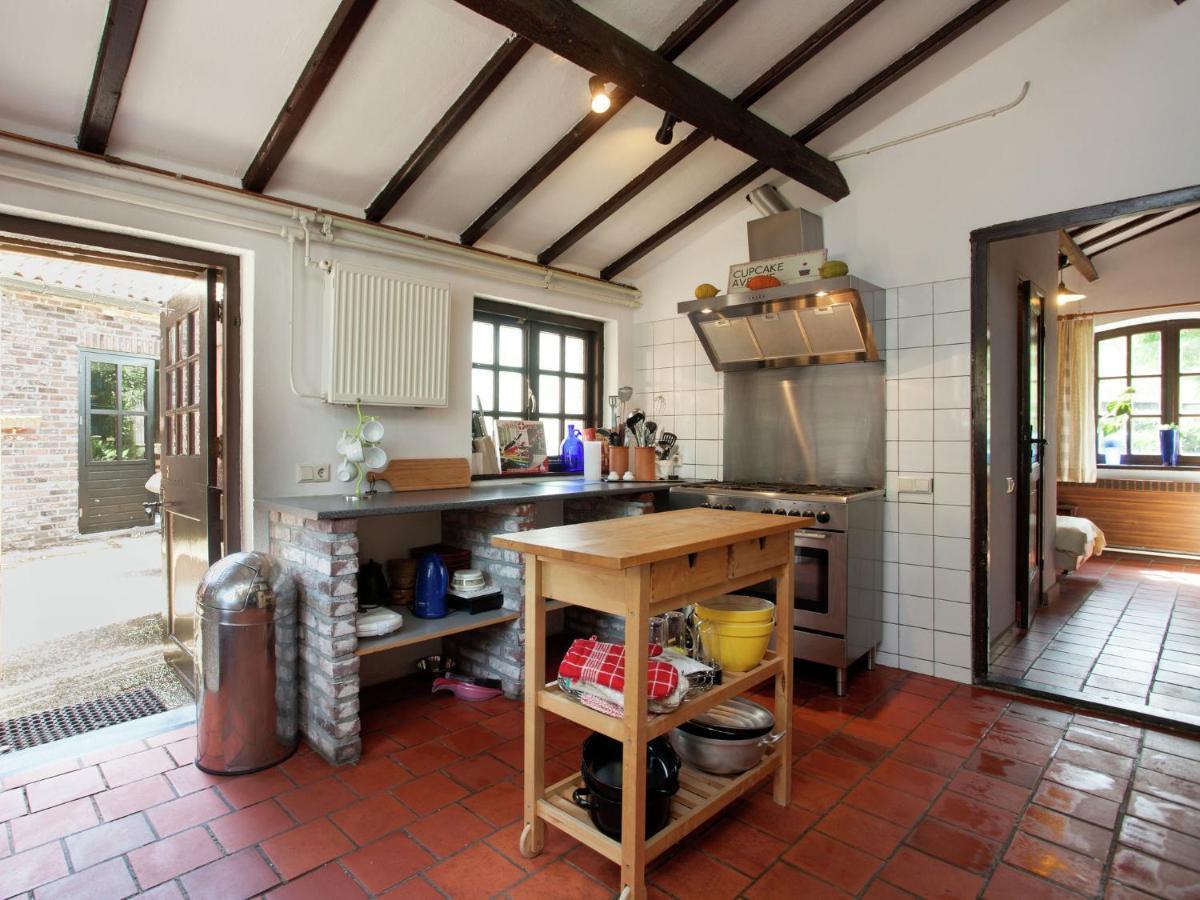 Magnificent Farmhouse In Sint Joost المظهر الخارجي الصورة
