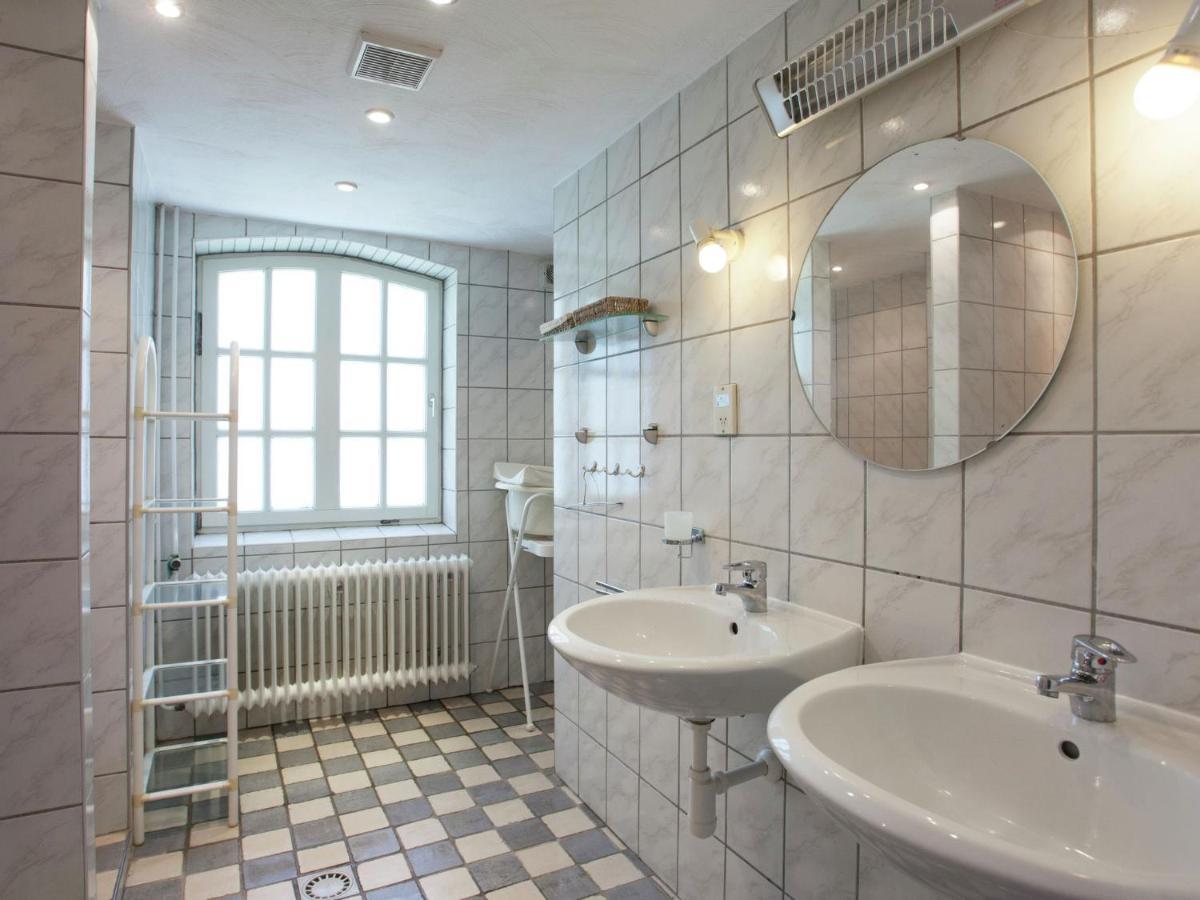 Magnificent Farmhouse In Sint Joost المظهر الخارجي الصورة