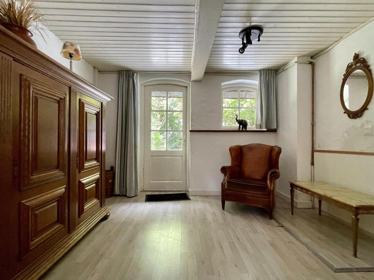 Magnificent Farmhouse In Sint Joost المظهر الخارجي الصورة