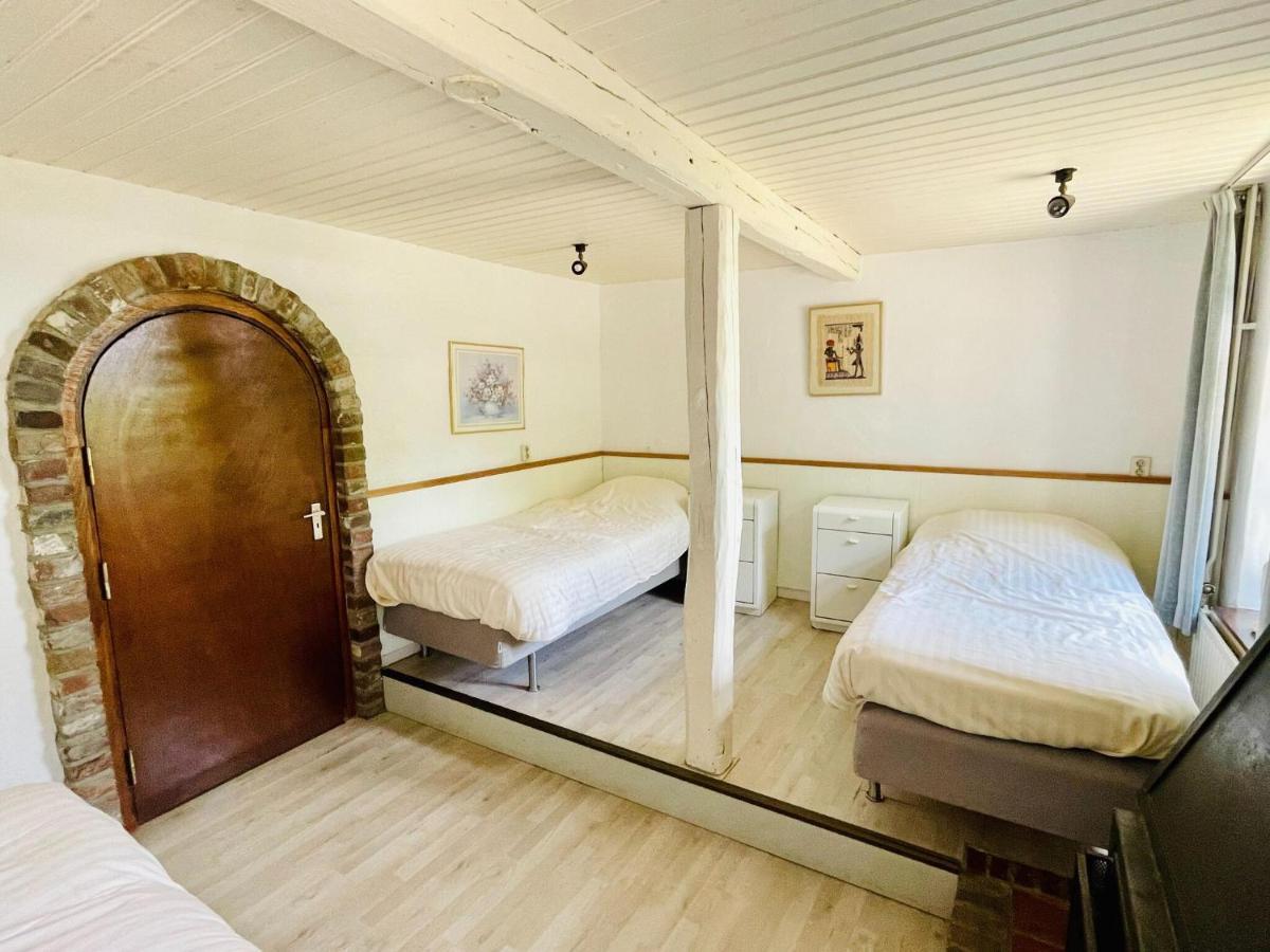 Magnificent Farmhouse In Sint Joost المظهر الخارجي الصورة
